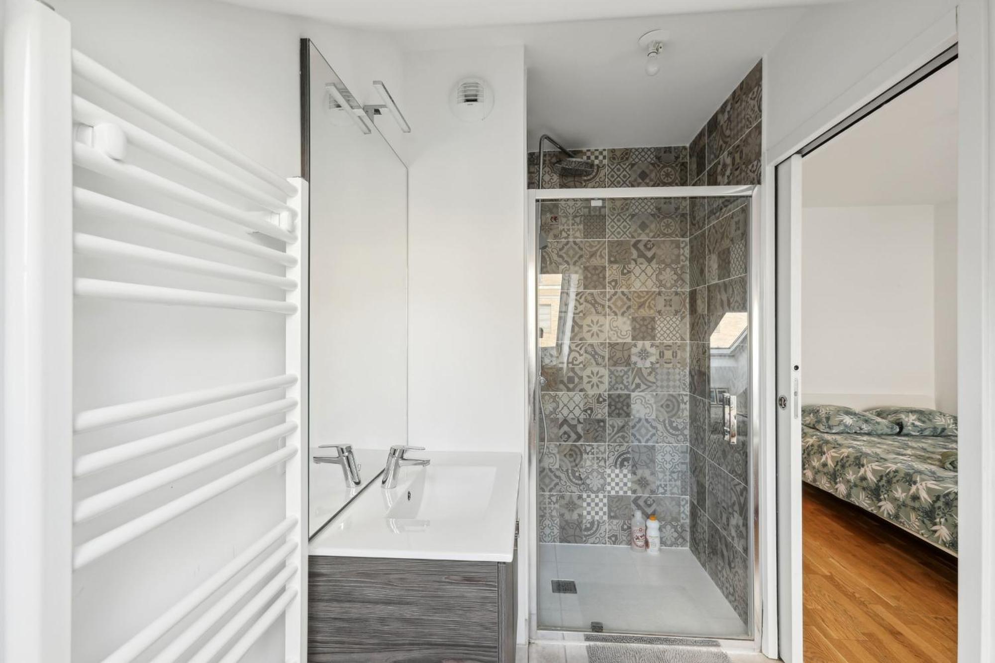 Spacious And Bright Apartment Бордо Экстерьер фото