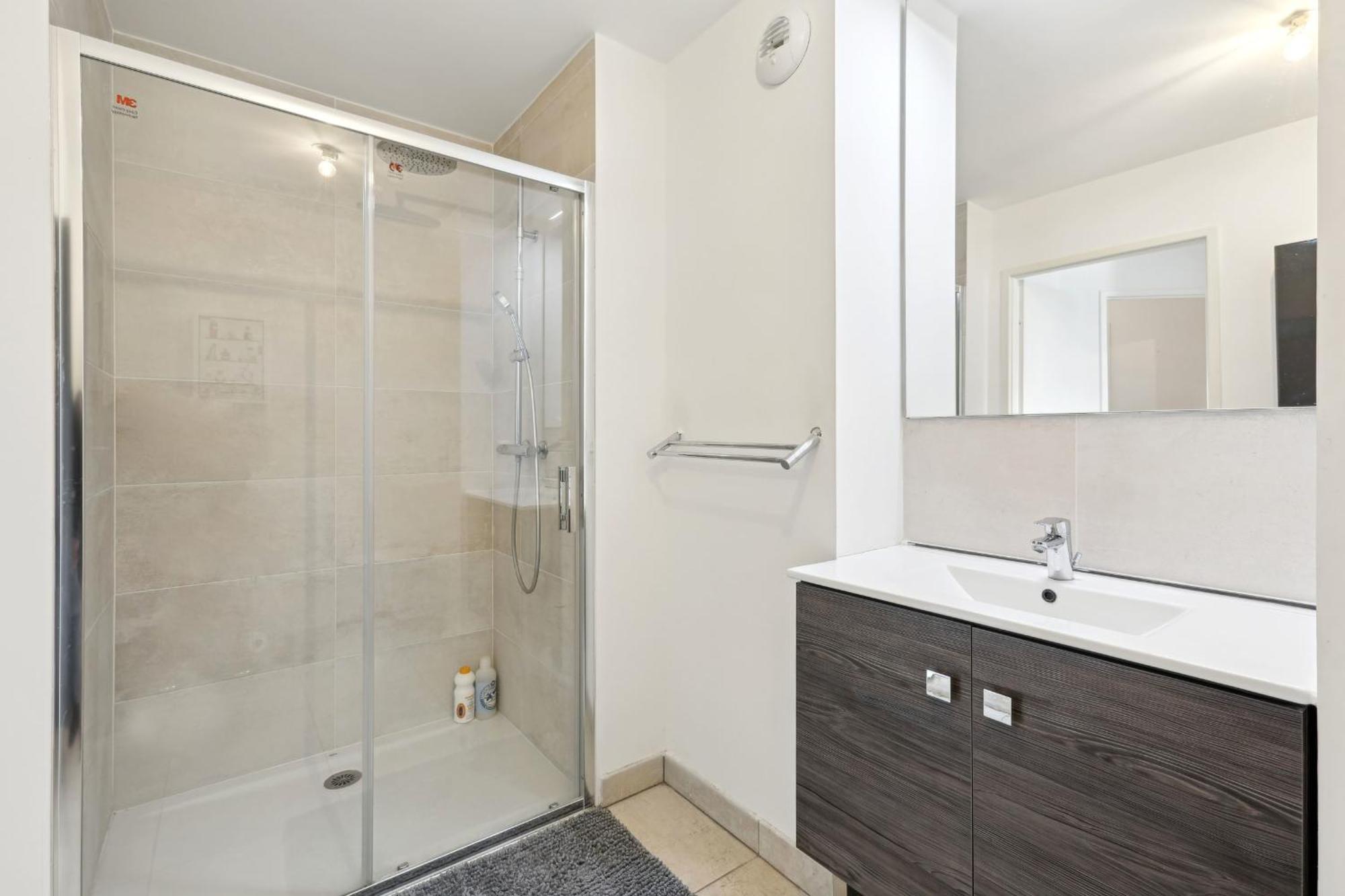 Spacious And Bright Apartment Бордо Экстерьер фото